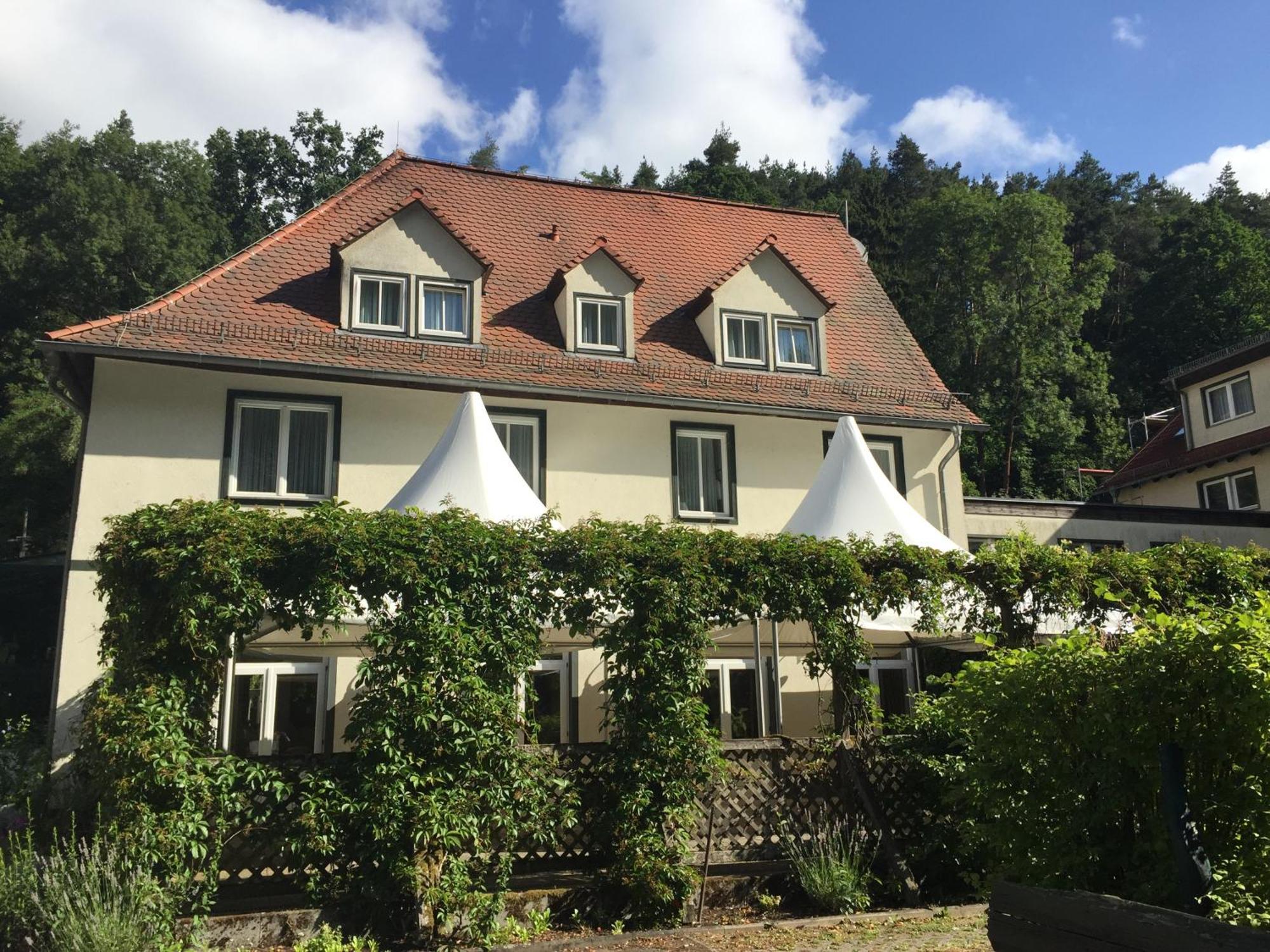 Waldhotel Linzmuehle Kahla  ภายนอก รูปภาพ